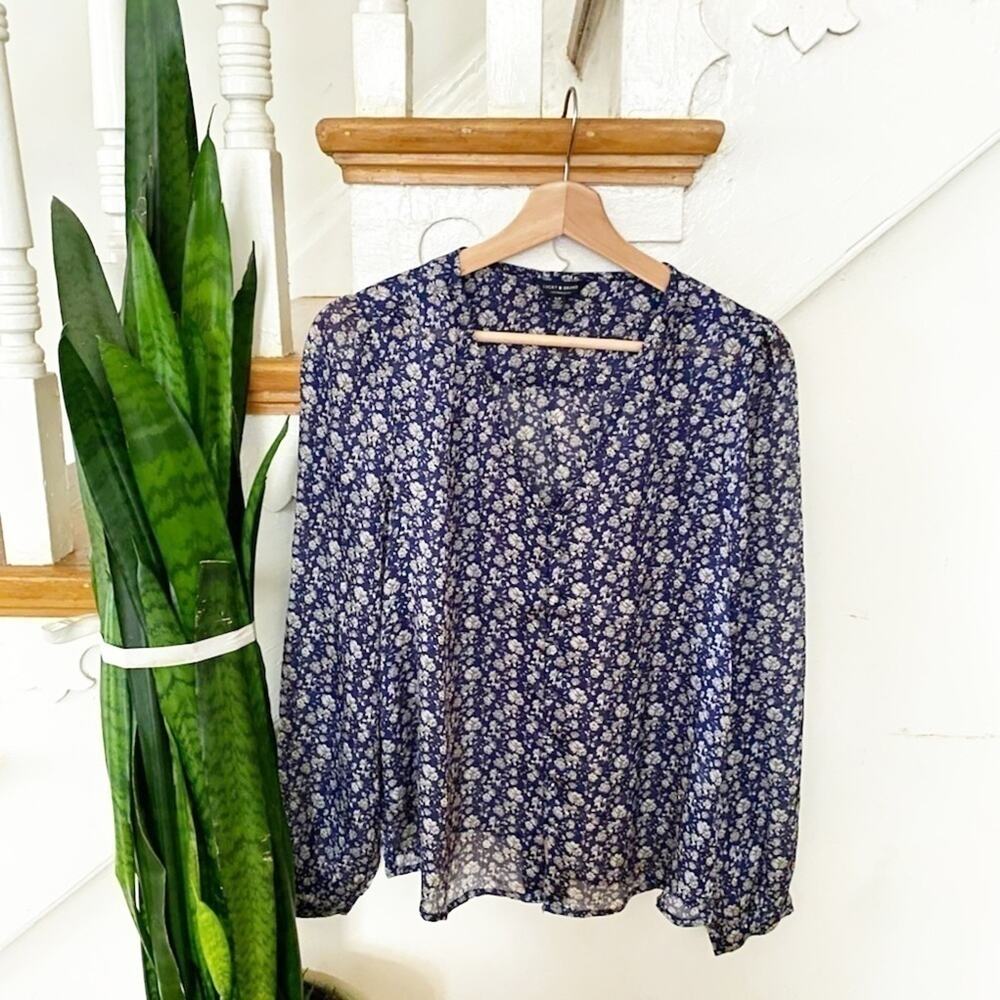 Lucky Brand Women's Blue White Floral Print Button-Down V-Neck Shirt Size S